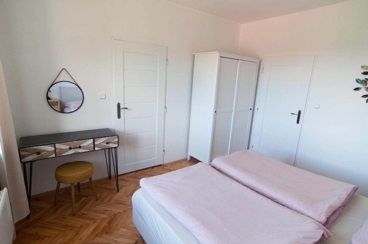 Apartman Na Kamenci Teplice nad Metuji Ngoại thất bức ảnh